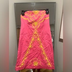 Size 2 pink and yellow strapless dress.